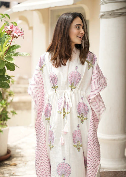 Gulabo Kaftan