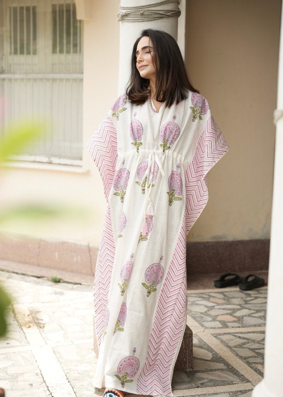 Gulabo Kaftan